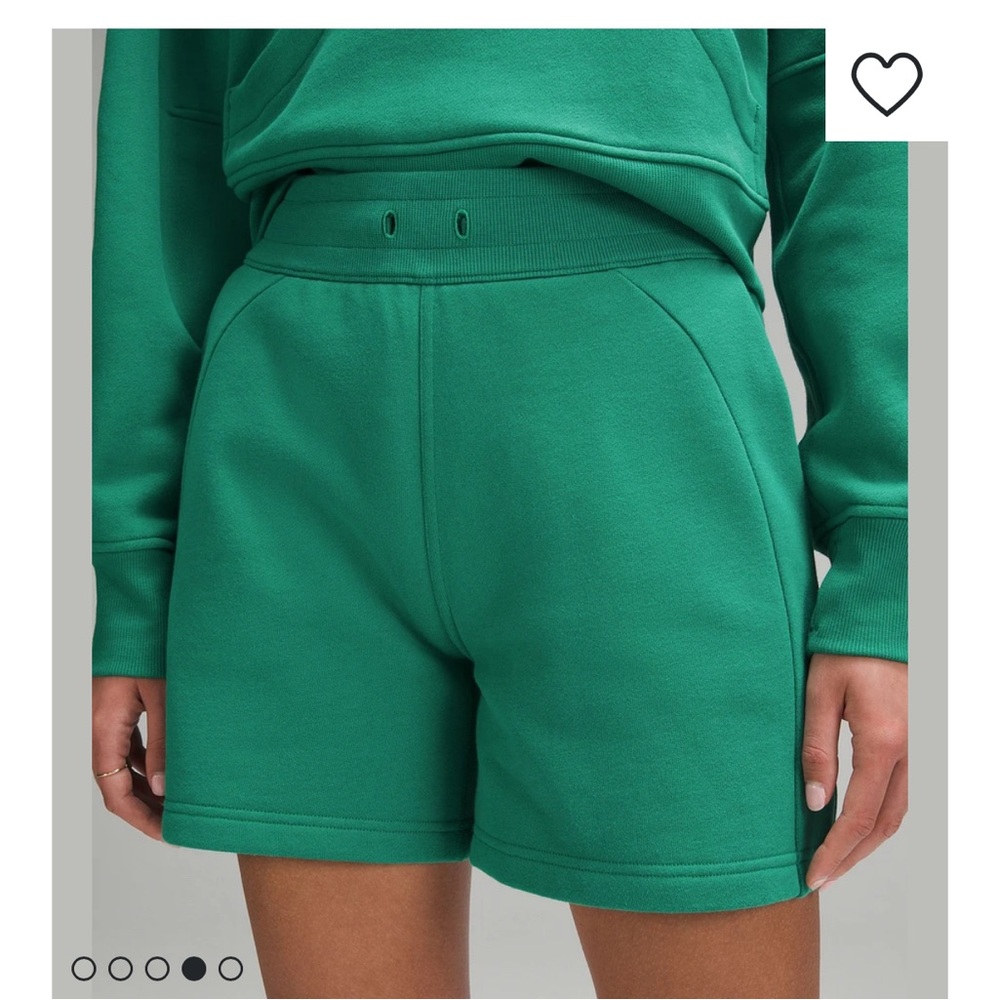 Lululemon Scuba High-Rise Short 5"*NWT Cascade Green/4